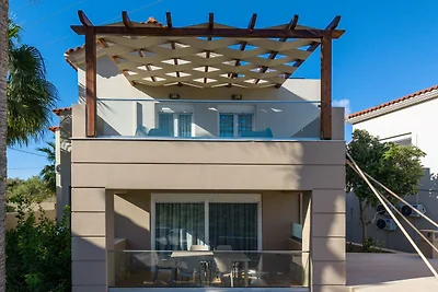 Großzügige Villa mit Pool für Familien