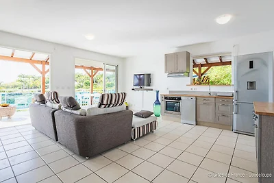 Luxusvilla in Paradise Bay mit Meerblick