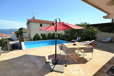 Marvelous Escape Bol Island Villa with Pool -...