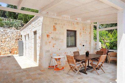 Casale con piscina a Ostuni