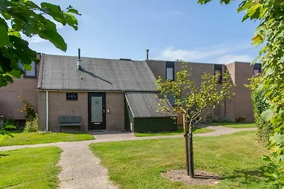 Attraktives Ferienhaus mit Gemeinschaftspool