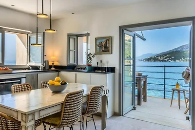 Cottage a Erbalunga con Vista Mare