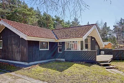 6 persone case ad Aakirkeby
