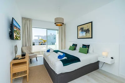 Stylish 2-Bed Apartment | Alcazaba Lagoon...