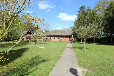 Gemütliche Wohnung mit Pool & Wald