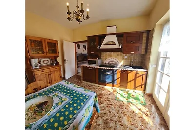 Appartement à Trémosine avec balcon et Wi-Fi