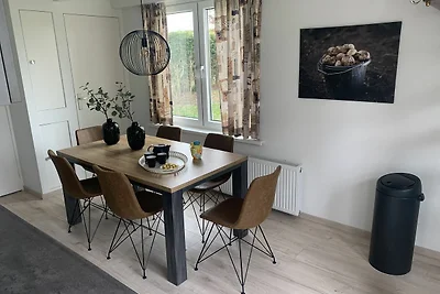 Casa vacanze tranquilla a Zonnemaire con...