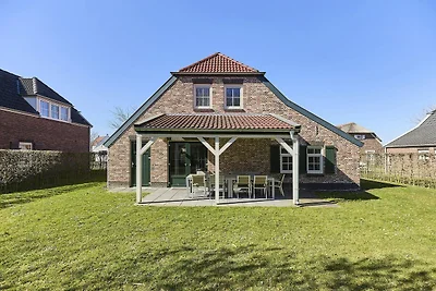 Luxe boerderijvilla met sauna in Limburg