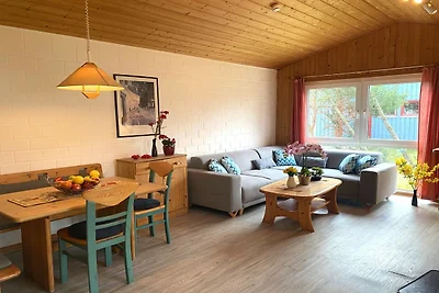 Waterside Nest in Waren