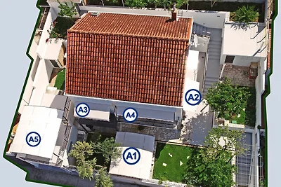 Nika Family Apartments - Basic Studio Apartme...