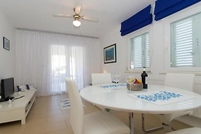 Apartments Villa Olea - Apartment with Loggia