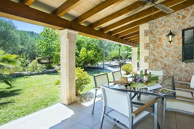 Villa in Pollensa mit Schwimmbecken
