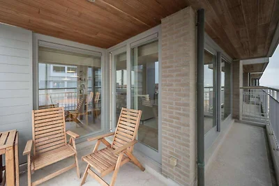 Geräumiges Eckapartment mit Meerblick
