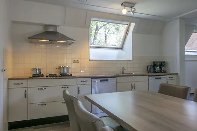 Casa ristrutturata con benessere, città di Br...