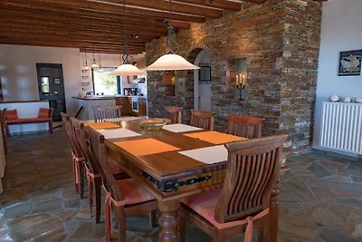 Ferienhaus in Karystos mit Schwimmbecken