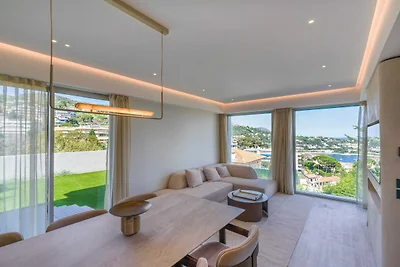Uitzonderlijk appartement met terras en uitzi...
