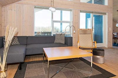 6 person holiday home in Ringkøbing-By Traum