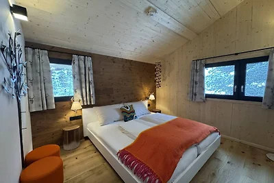 Superior Chalet with Sauna & Hot Tub