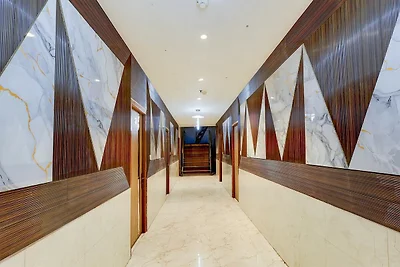 Super Hotel O Alipur Narela