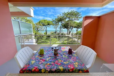 Apartment near Lungomare Trieste for 7