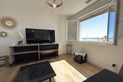 Apartment am Meer mit Balkon und Terrasse