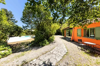 Cottage a Grasse con Piscina e Giardino