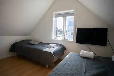Gemma moderna a Torshavn -- By Traum...