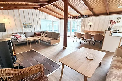 10 persone case ad Hadsund