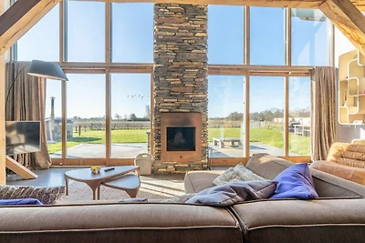 Moderne Villa für 6 Personen mit privatem Whi...