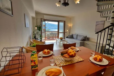 Appartamento ad Acquaseria con terrazza