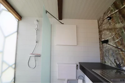 Luxuriöses Zelthaus mit Infrarotsauna