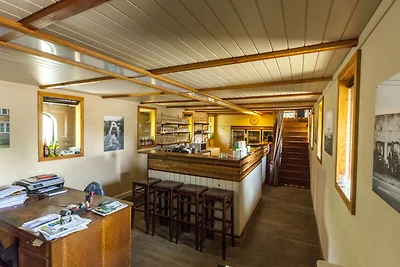 Schönes Boot mit Terrasse in Merkem