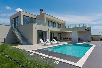 Wunderschöne Villa mit Pool und Wellness