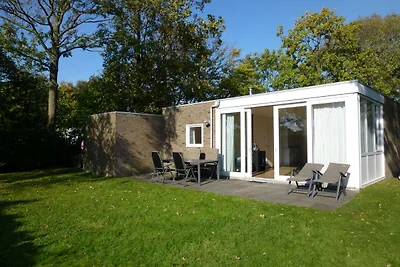 Bungalow in Kamperland Wassersportnah