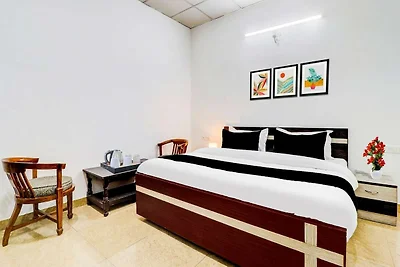 Hotel O Dehradun Central Junction