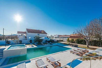 Casa vacanze a Galovac con piscina