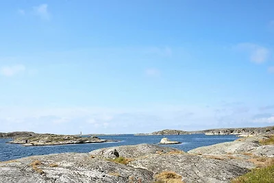 6 Personen Ferienhaus in HÄLLEVIKSSTRAND-By...