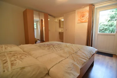 Confortevole casa vacanze con giardino