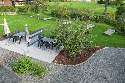 Ferienhaus mit Terrasse nahe vulkanischen...