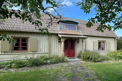 4 Sterne Ferienhaus in Fågelmara