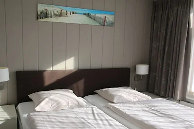 Appartement in Domburg met zwembad