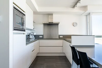 Wohnung an der Küste mit Meerblick