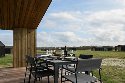 Einladendes Ferienhaus in der Natur