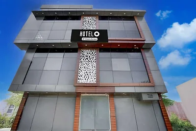 Hotel O Gomti Nagar vicino ad Amity