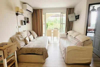 Wohnung in Agay mit Meerblick & Pools