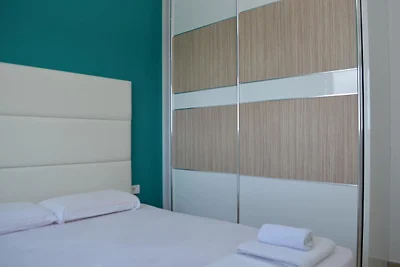 Helle Ferienwohnung mit Balkon