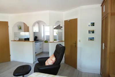 Ferienwohnung in Wiek mit Barbecue