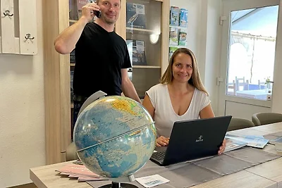 Eingang / Rezeption Eingang / Rezeption