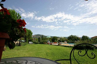 Vintage-Bauernhof in Cortona mit Swimmingpool