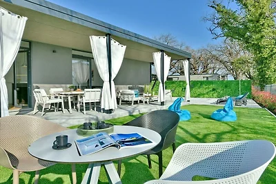 Villa Barcolana